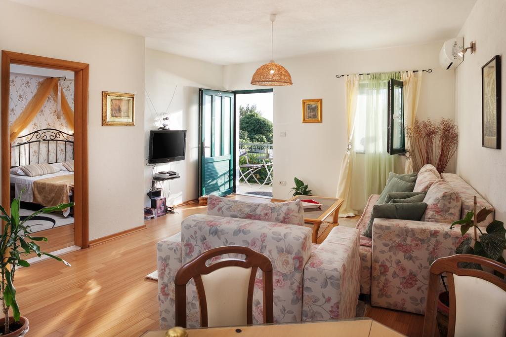 Holiday Home Alegra Podgora Exterior foto